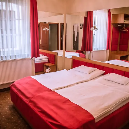 Soho Apartmanhaz * 杰尔